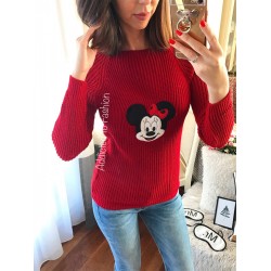 Autumn red blouse with a Minnie drawing