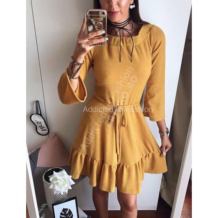 Casual day dress, short, wide pattern, with cord, mustard color